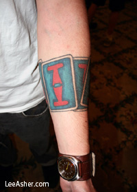 Lee Asher hand